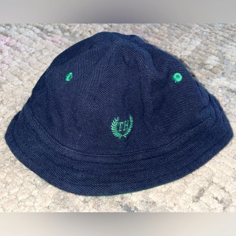 Tommy Hilfiger bucket hat size 6-12 months